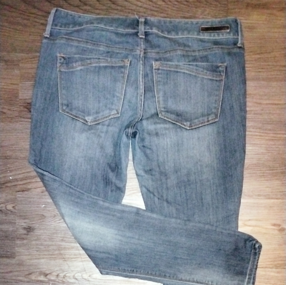 Express* Low Rise Distressed Skinny Jeans - Picture 3 of 6